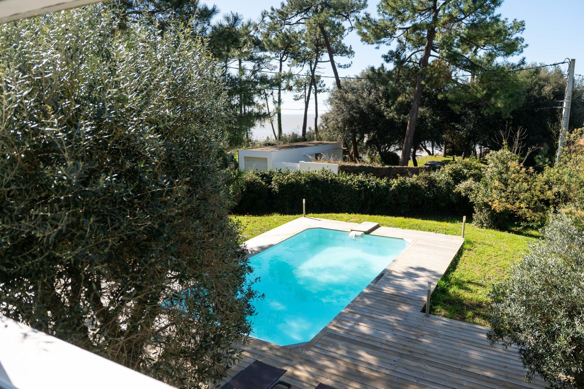 luxury house 7 Rooms for sale on ST PALAIS SUR MER (17420)