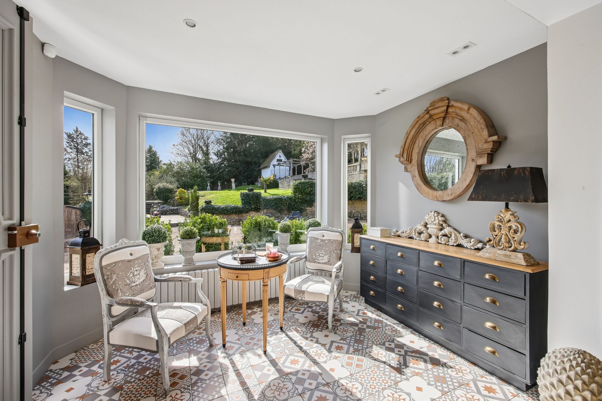 luxury house 11 Rooms for sale on SEPTEUIL (78790)