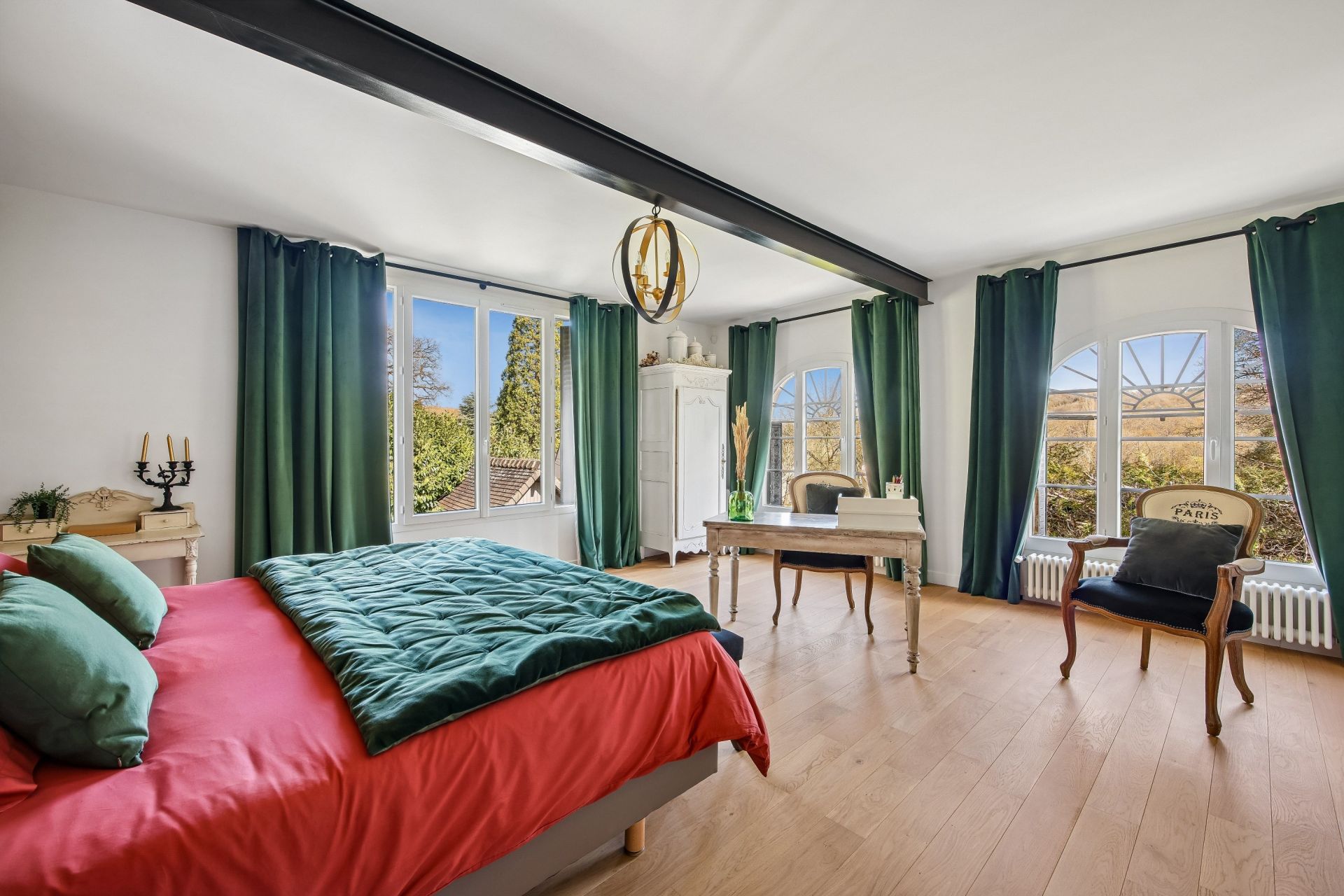 maison de luxe 11 Pièces en vente sur SEPTEUIL (78790)