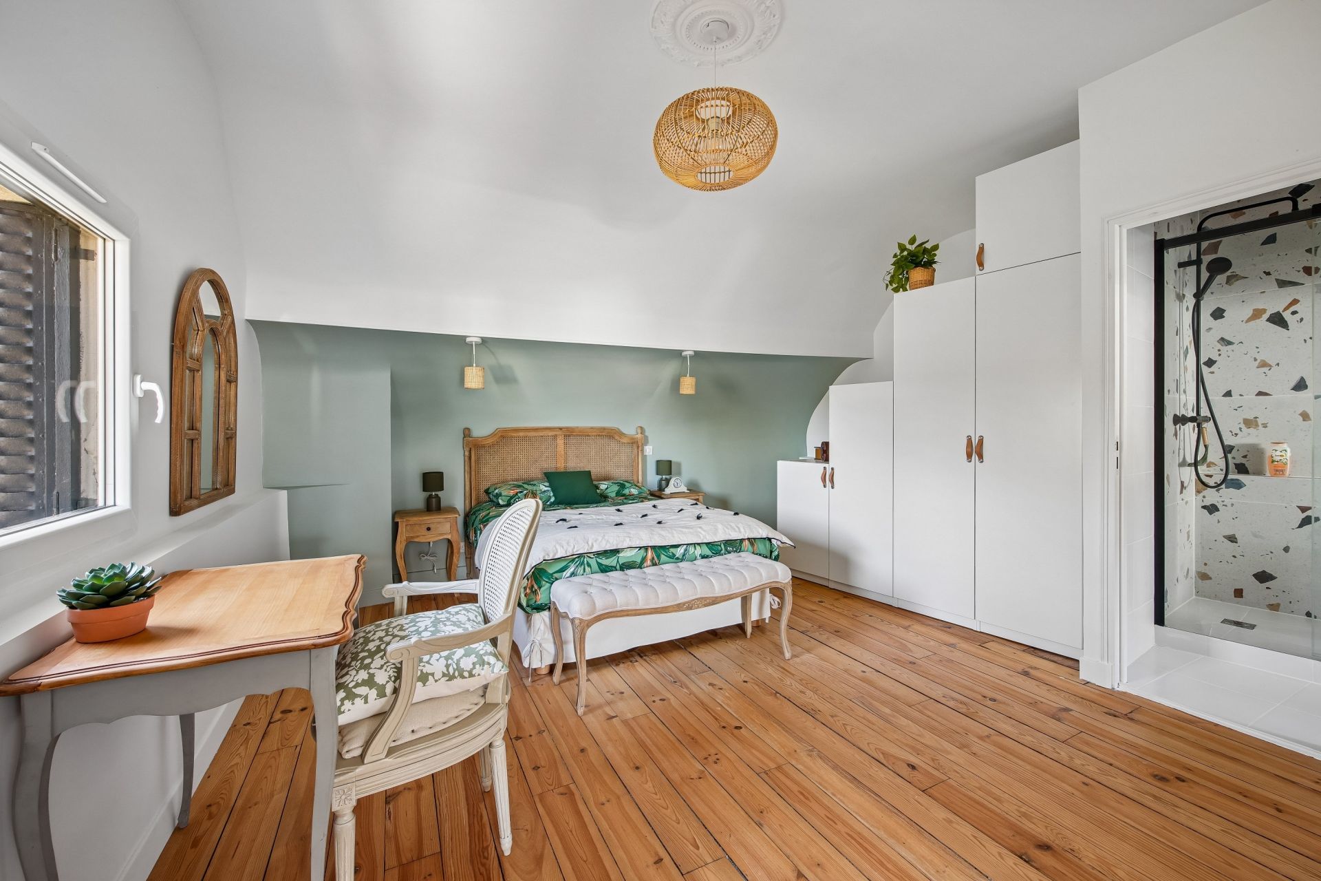 luxury house 11 Rooms for sale on SEPTEUIL (78790)