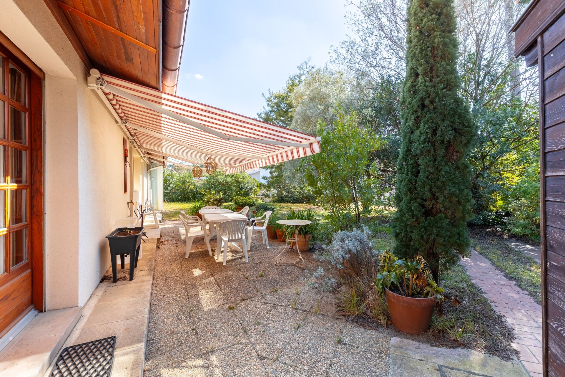 luxury house 7 Rooms for sale on BISCARROSSE (40600)