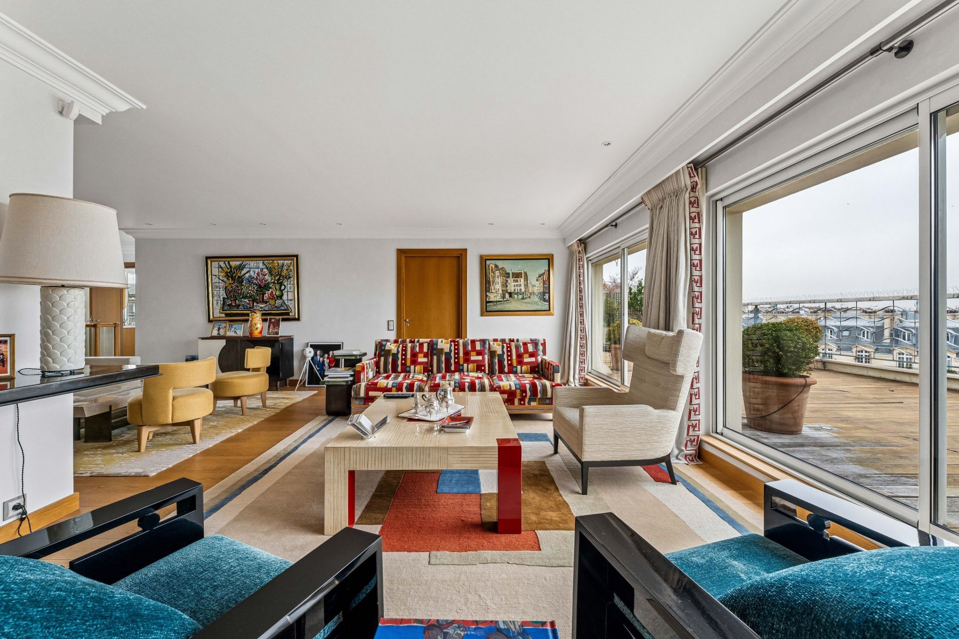 luxury apartment 6 Rooms for sale on PARIS (75016)