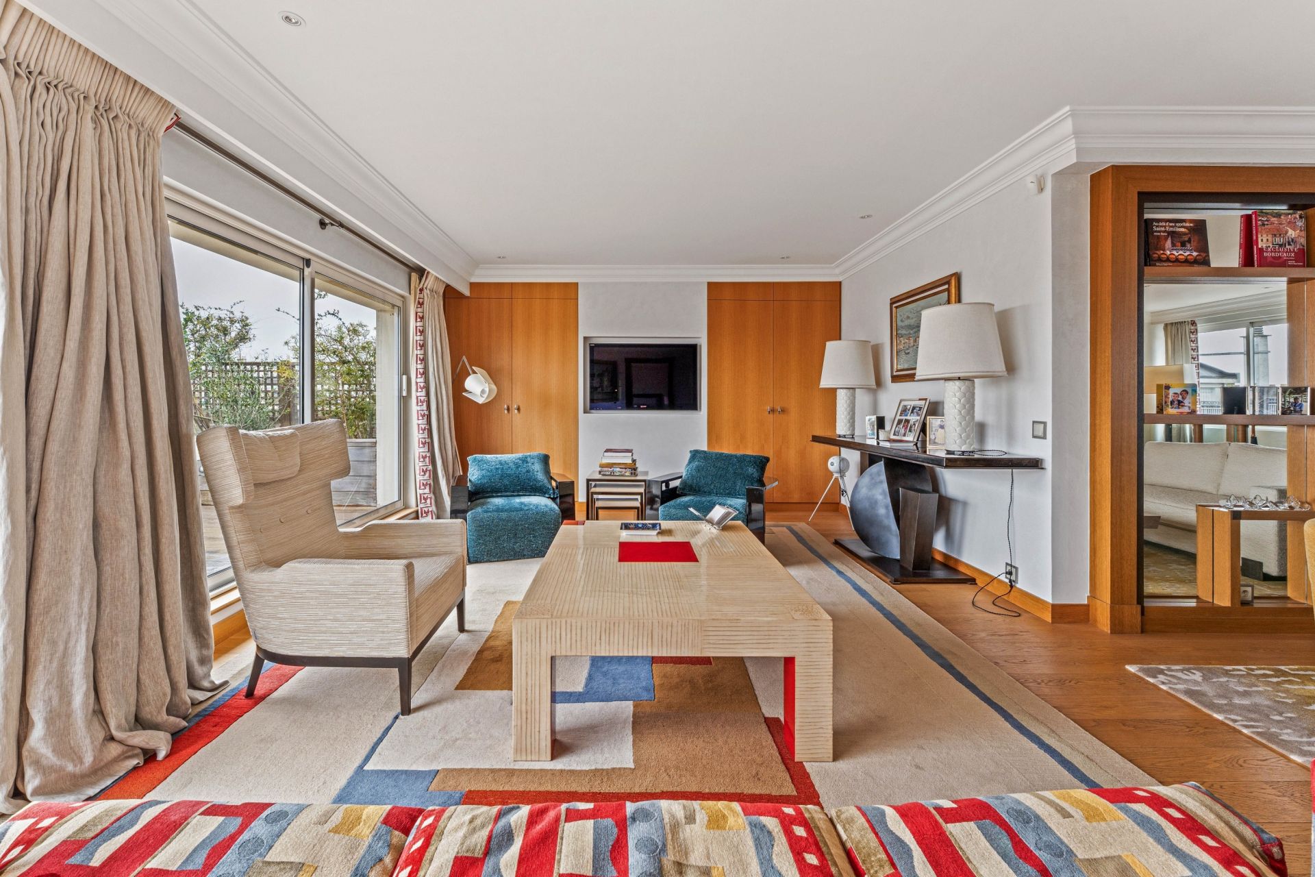 luxury apartment 6 Rooms for sale on PARIS (75016)