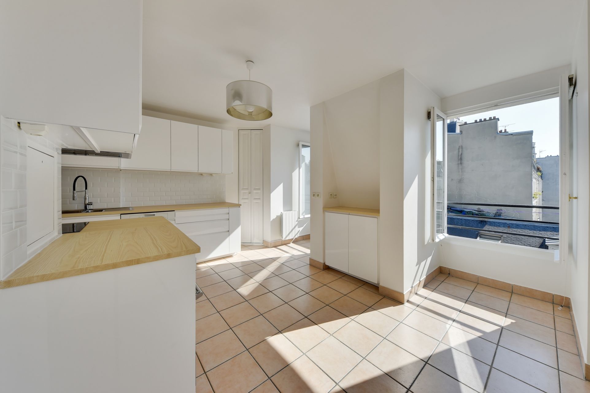 appartement de luxe 4 Pièces en location sur PARIS (75009)