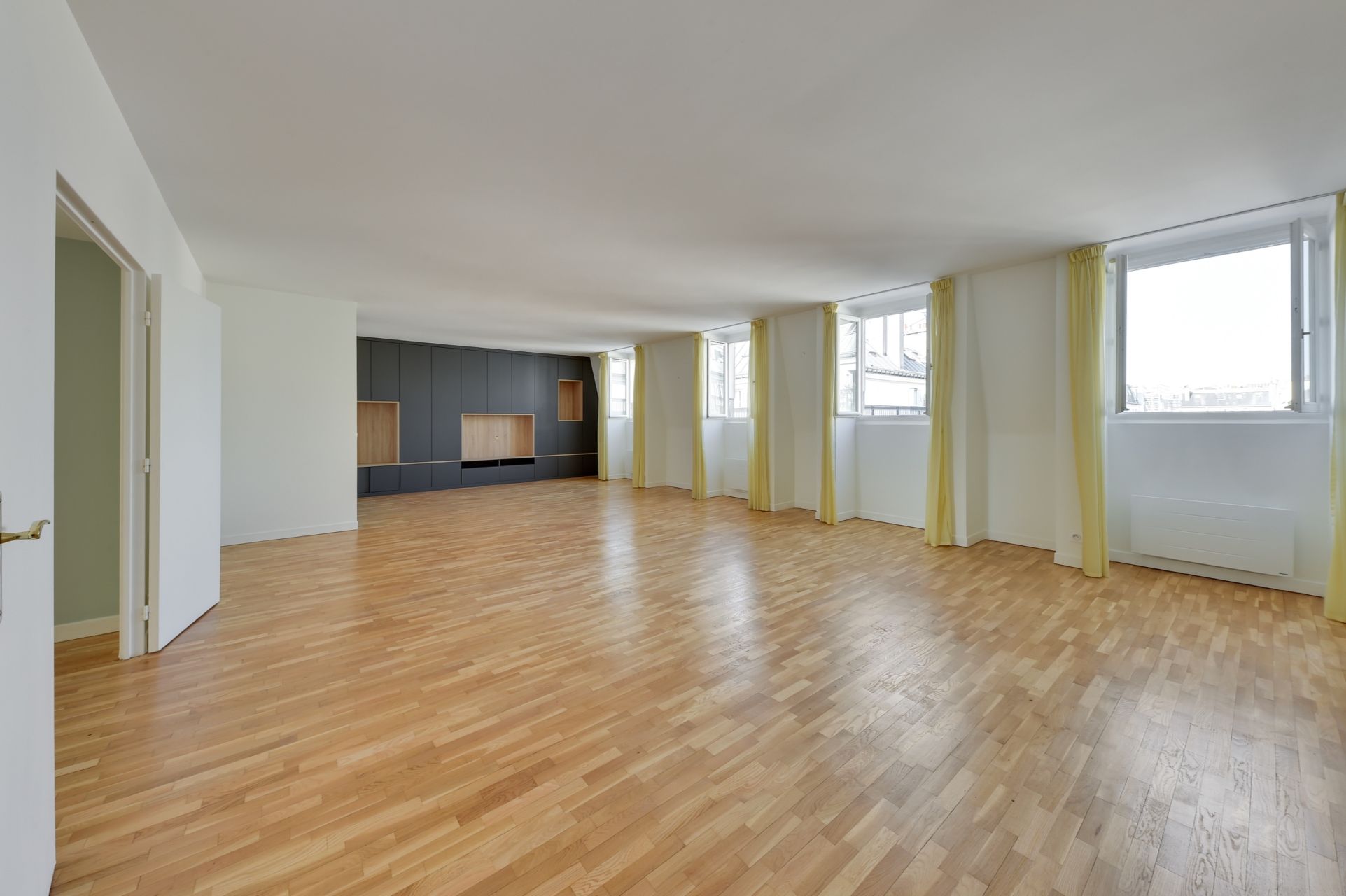 appartement de luxe 4 Pièces en location sur PARIS (75009)