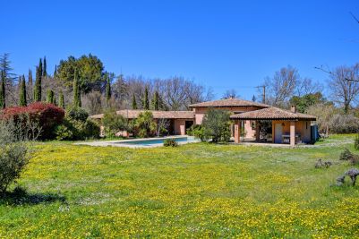 Vente Maison de luxe Aix-en-Provence 5&nbsp;Pièces 202&nbsp;m²