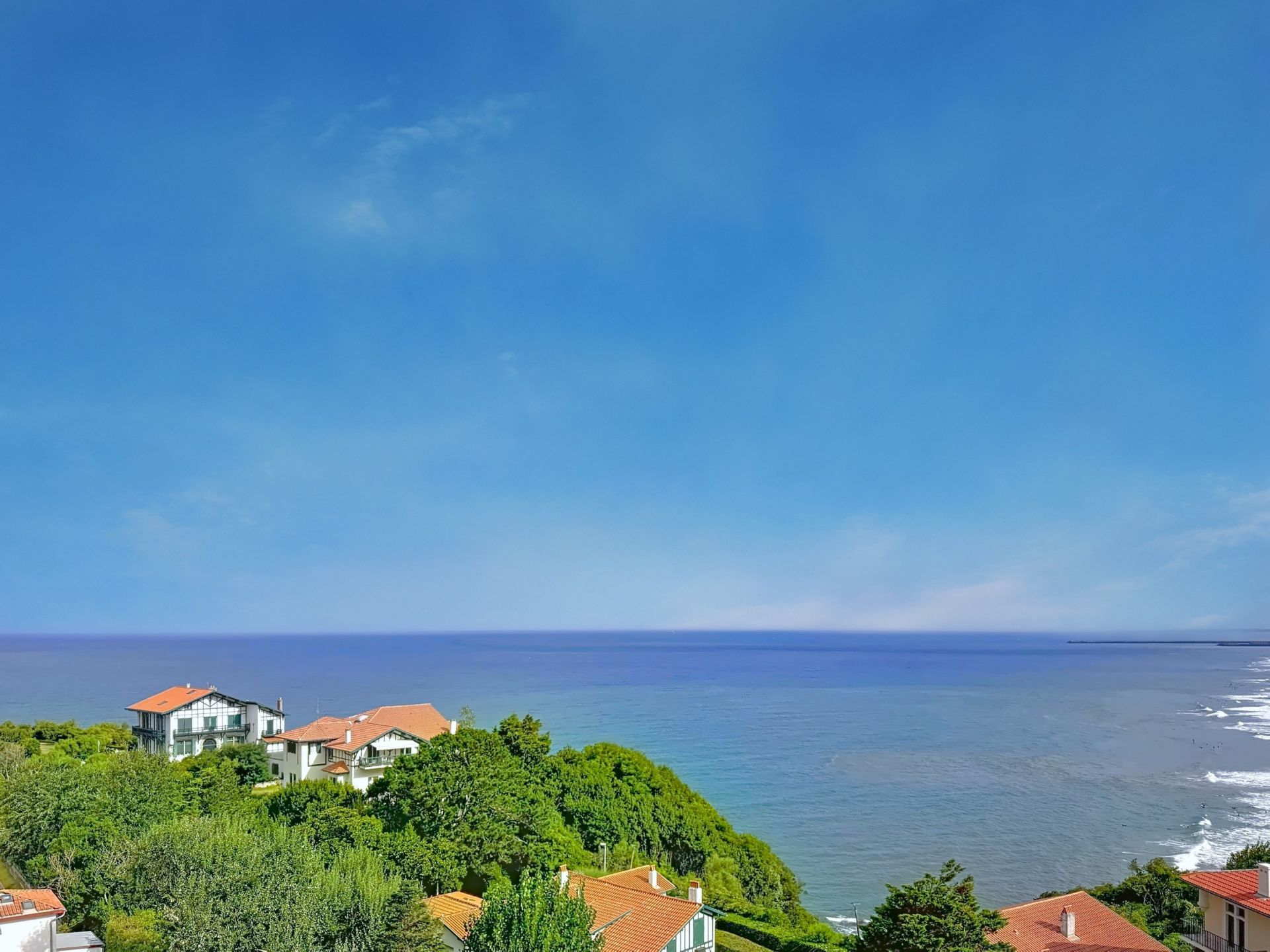 luxury apartment 2 Rooms for sale on BIARRITZ (64200)