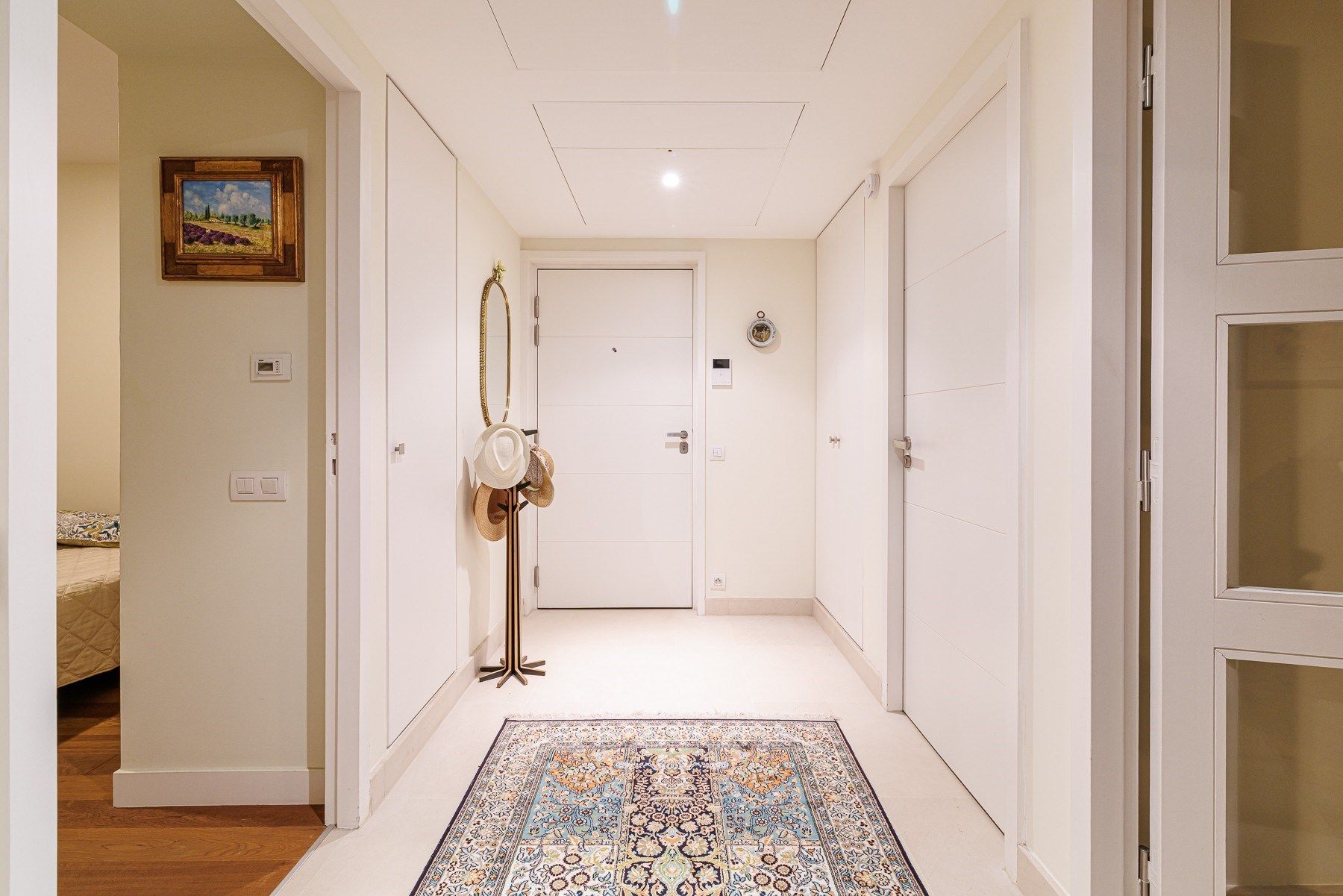 luxury apartment 4 Rooms for sale on NICE (06000)