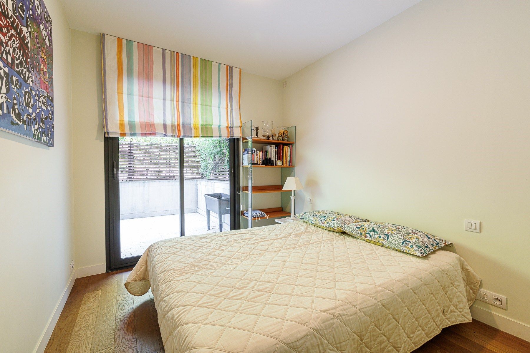 luxury apartment 4 Rooms for sale on NICE (06000)