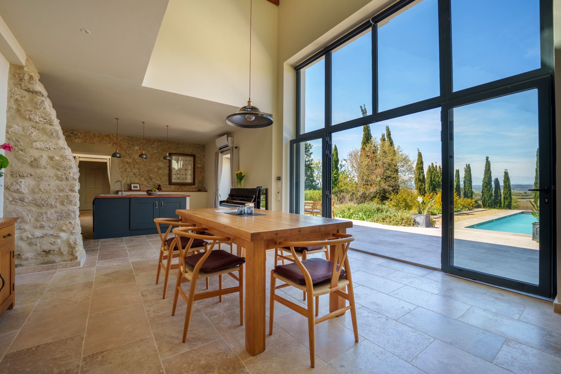 maison de luxe 5 Pièces en vente sur ALIGNAN DU VENT (34290)