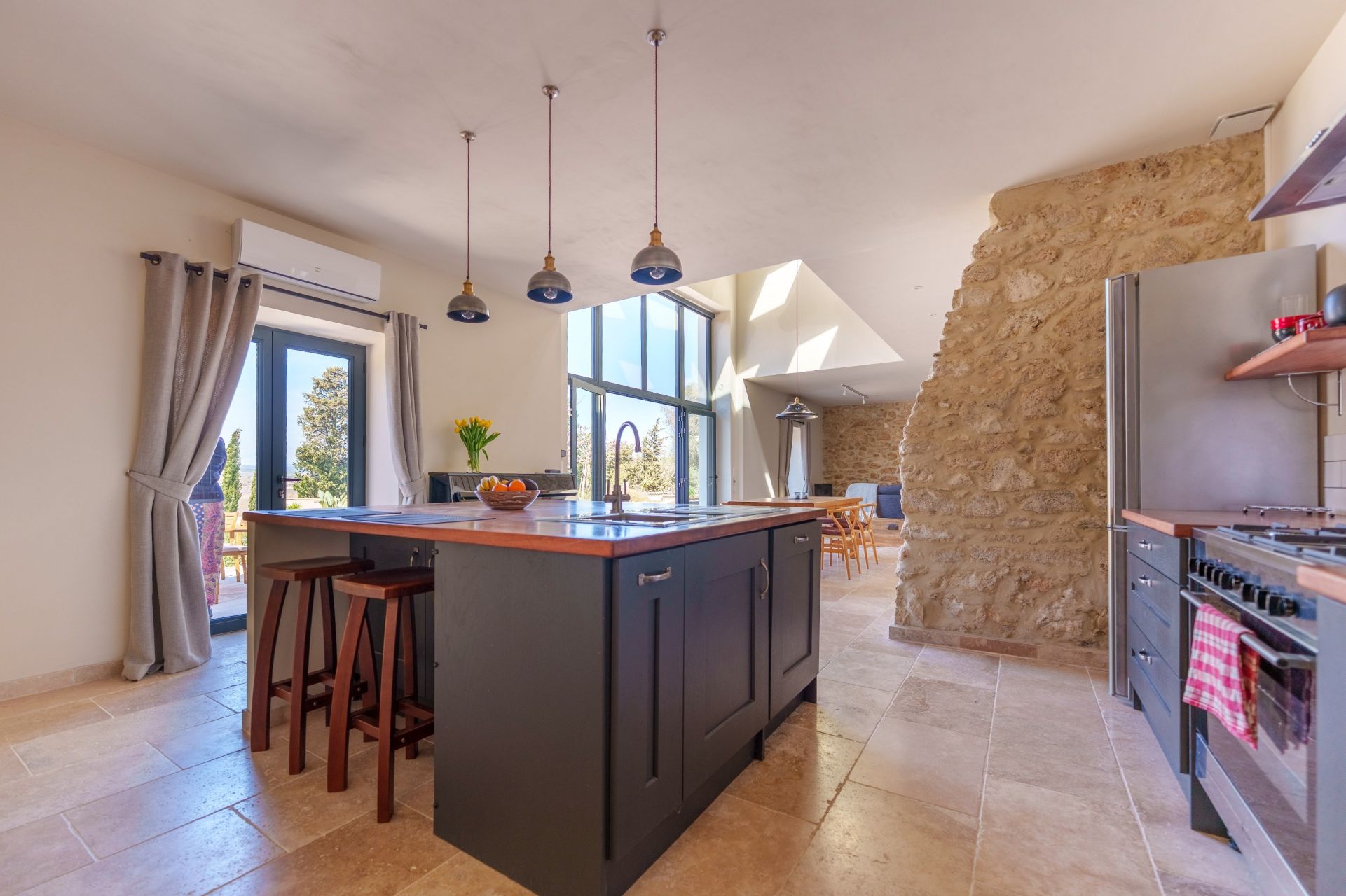 maison de luxe 5 Pièces en vente sur ALIGNAN DU VENT (34290)