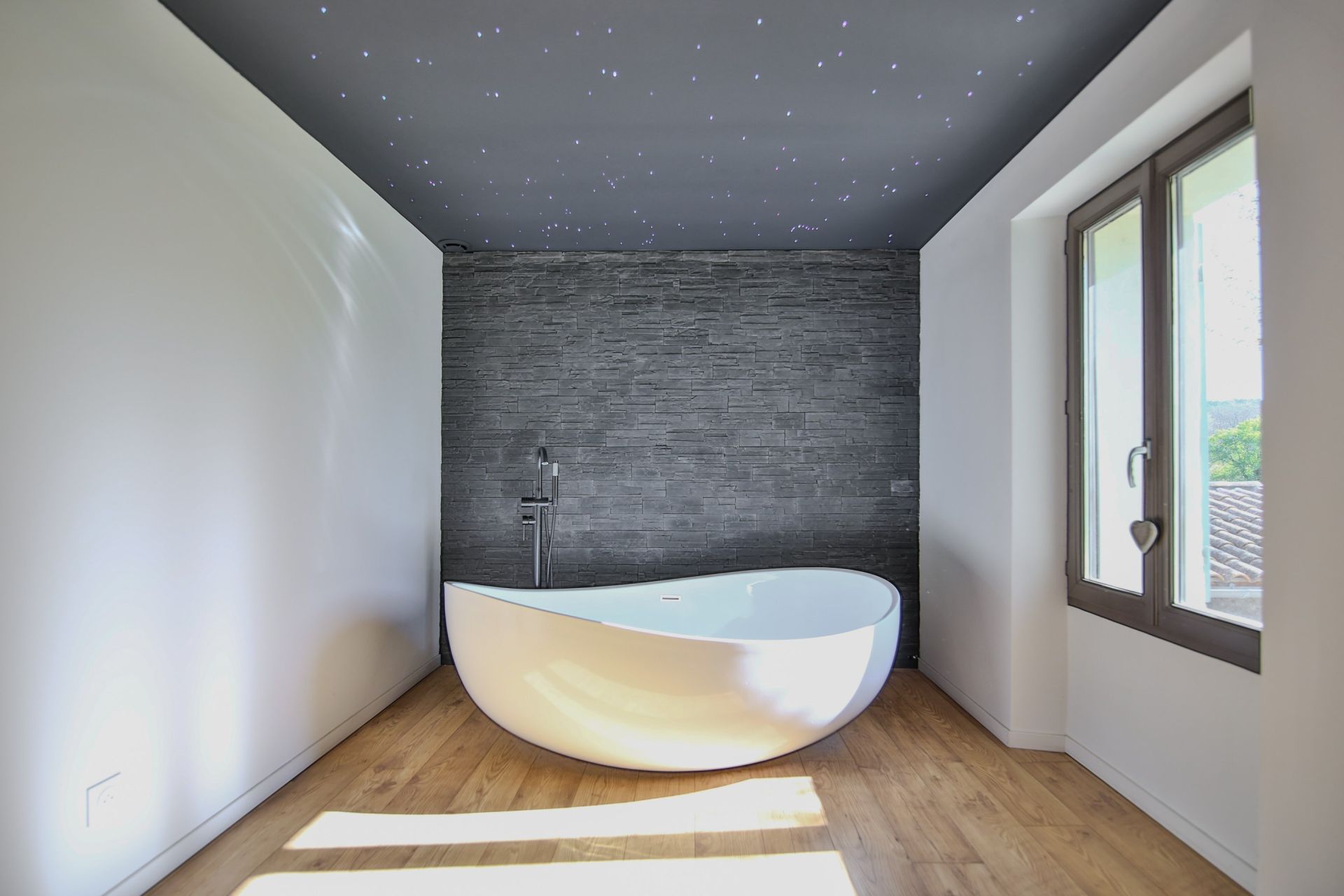 maison de luxe 7 Pièces en vente sur L ISLE SUR LA SORGUE (84800)