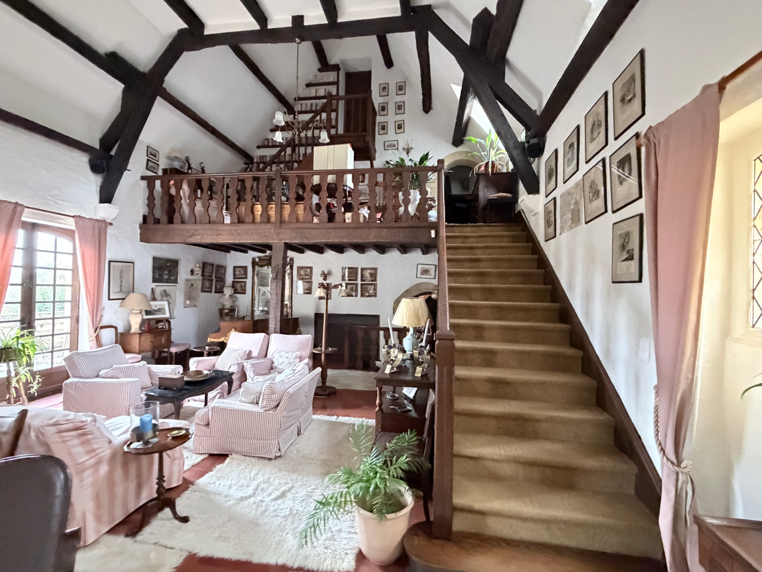 luxury house 19 Rooms for sale on SARLAT LA CANEDA (24200)