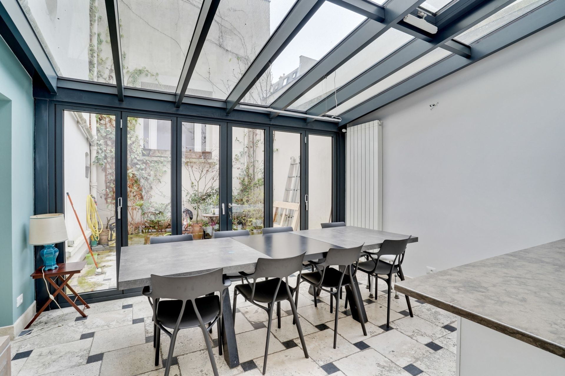 luxury apartment 6 Rooms for sale on PARIS (75017)