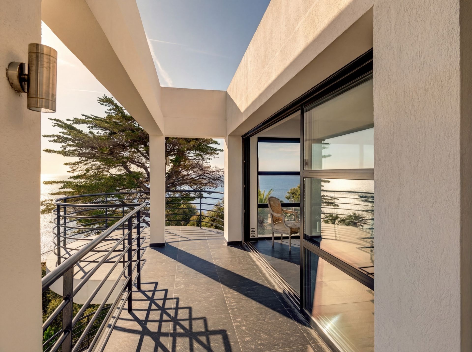maison contemporaine 8 Pièces en vente sur CANNES (06400)