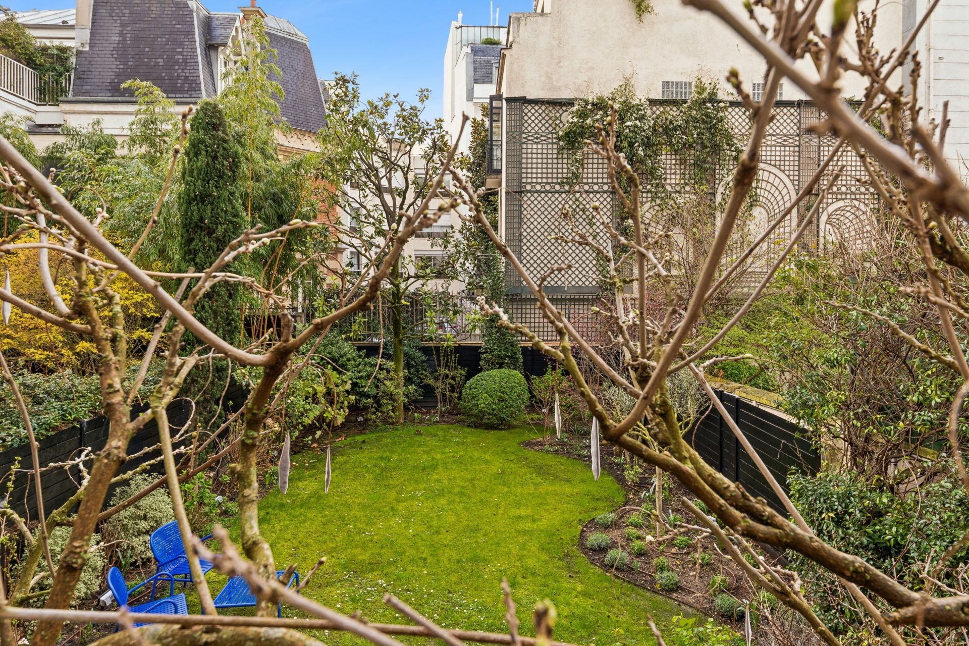 hôtel particulier 8 Pièces en vente sur PARIS (75116)