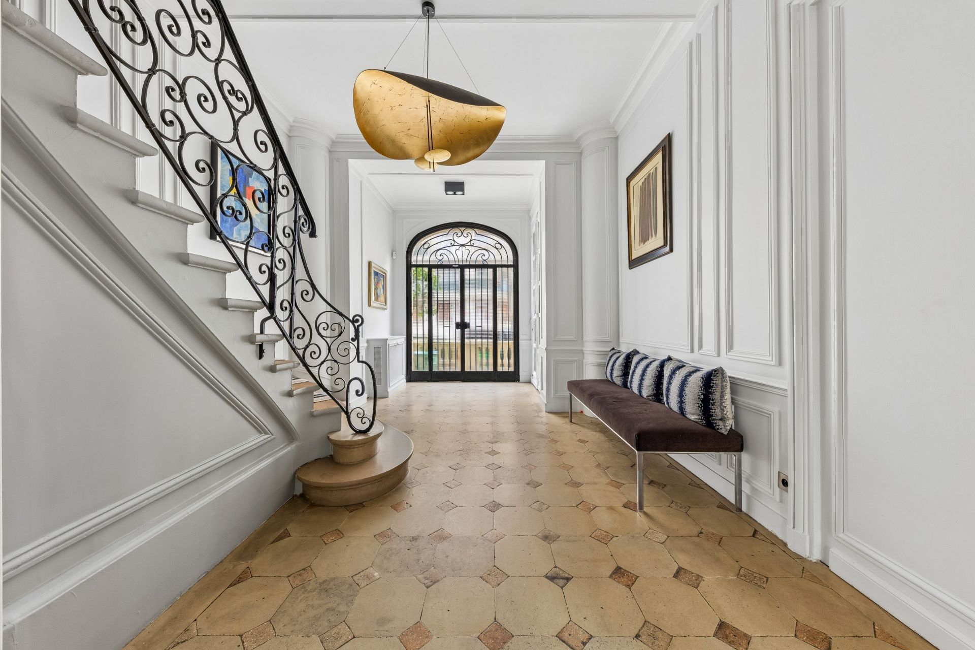 hôtel particulier 8 Pièces en vente sur PARIS (75116)