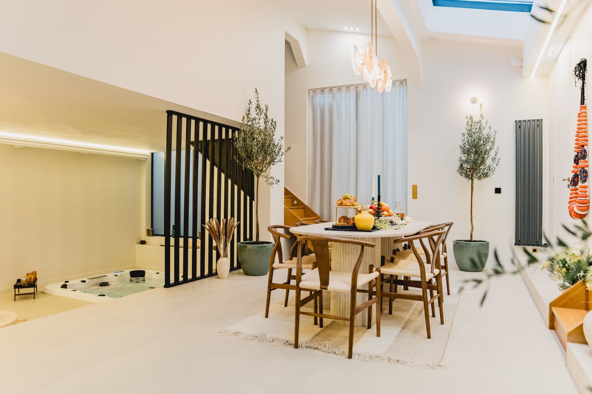 luxury apartment 5 Rooms for sale on PARIS (75018)