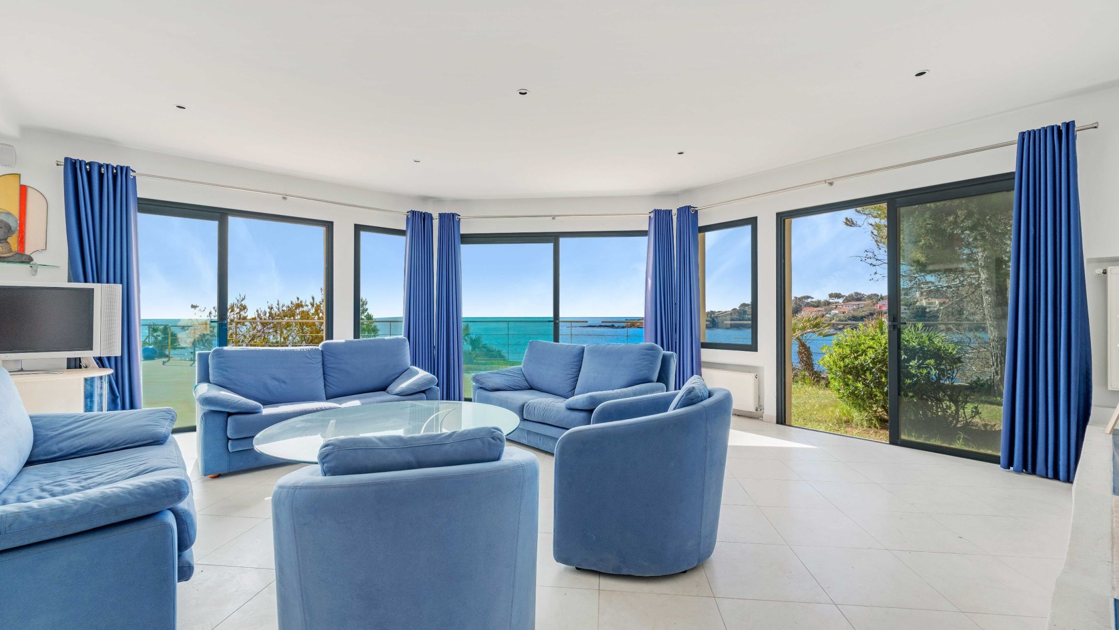 villa de luxe 7 Pièces en vente sur LES ISSAMBRES (83380)