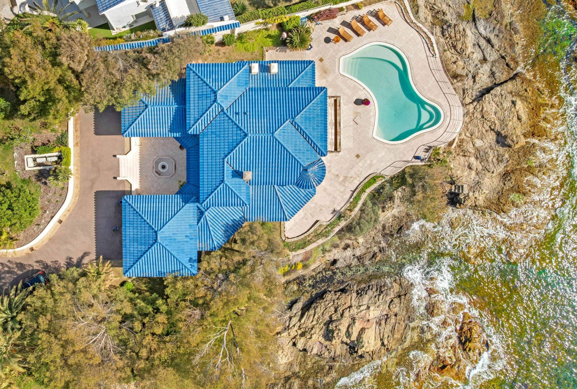 villa de luxe 7 Pièces en vente sur LES ISSAMBRES (83380)