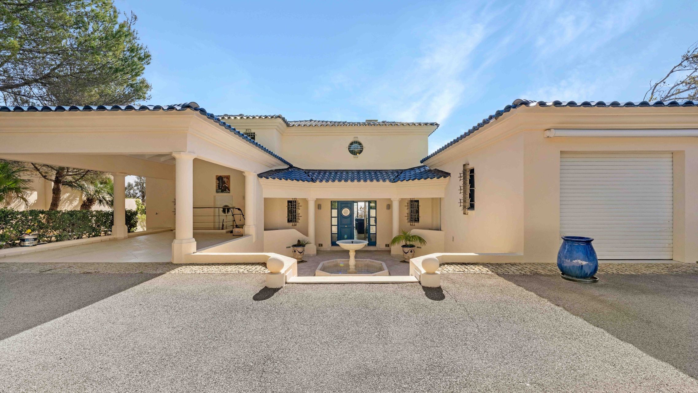 villa de luxe 7 Pièces en vente sur LES ISSAMBRES (83380)