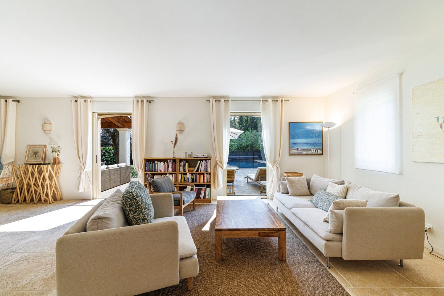 luxury villa 7 Rooms for sale on NICE (06000)