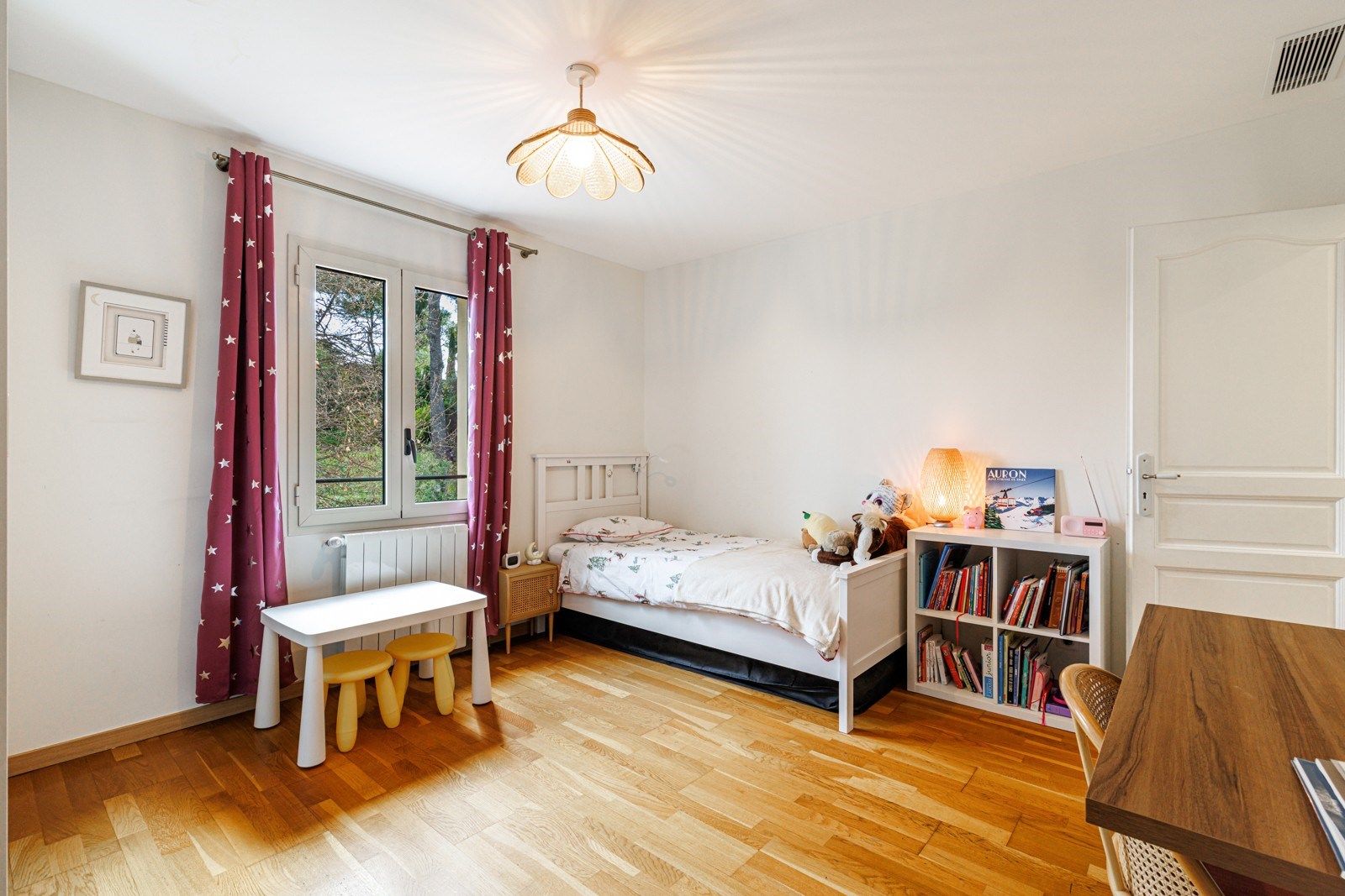 luxury villa 7 Rooms for sale on NICE (06000)