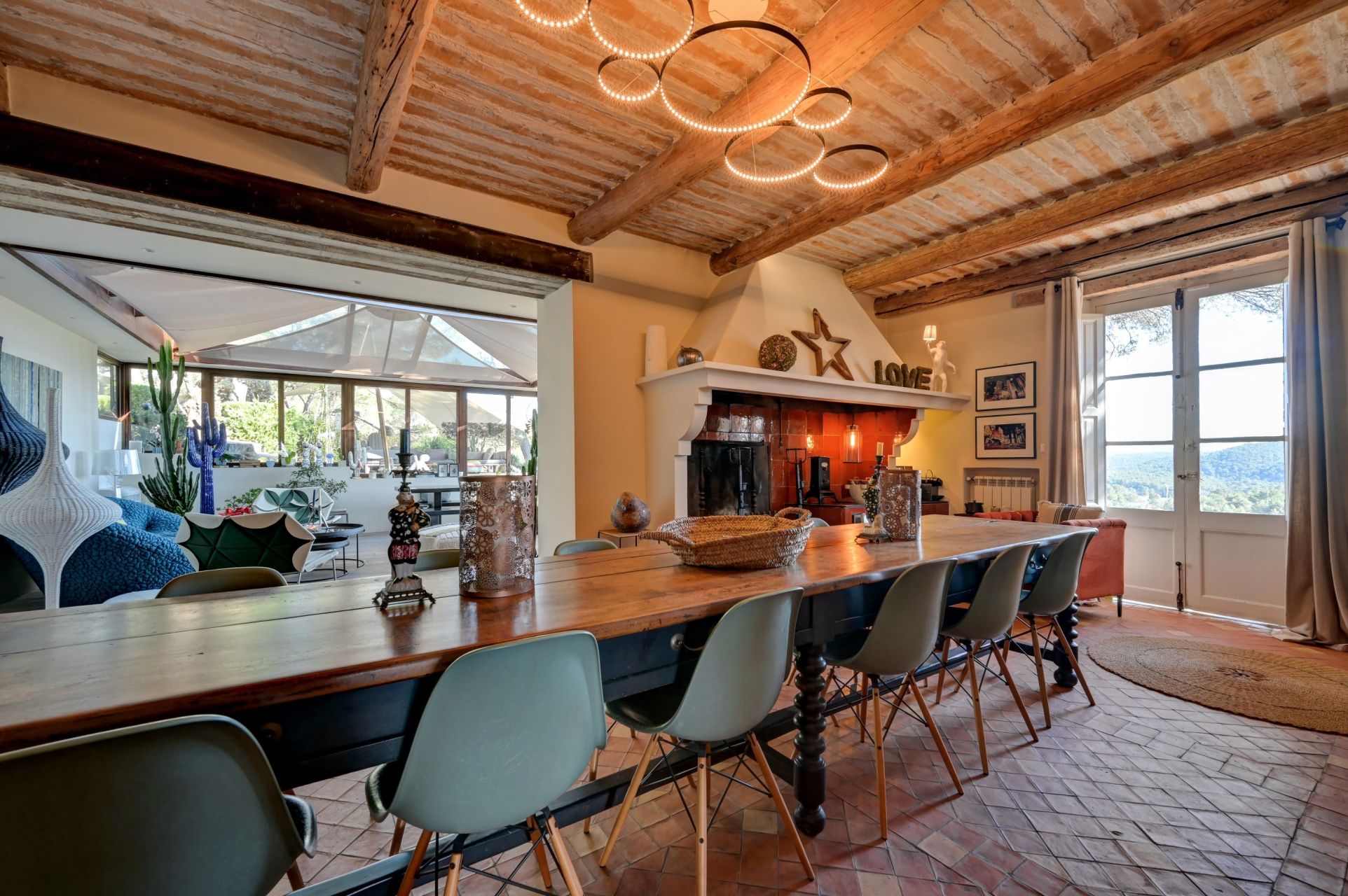 luxury house 10 Rooms for sale on AIX EN PROVENCE (13100)