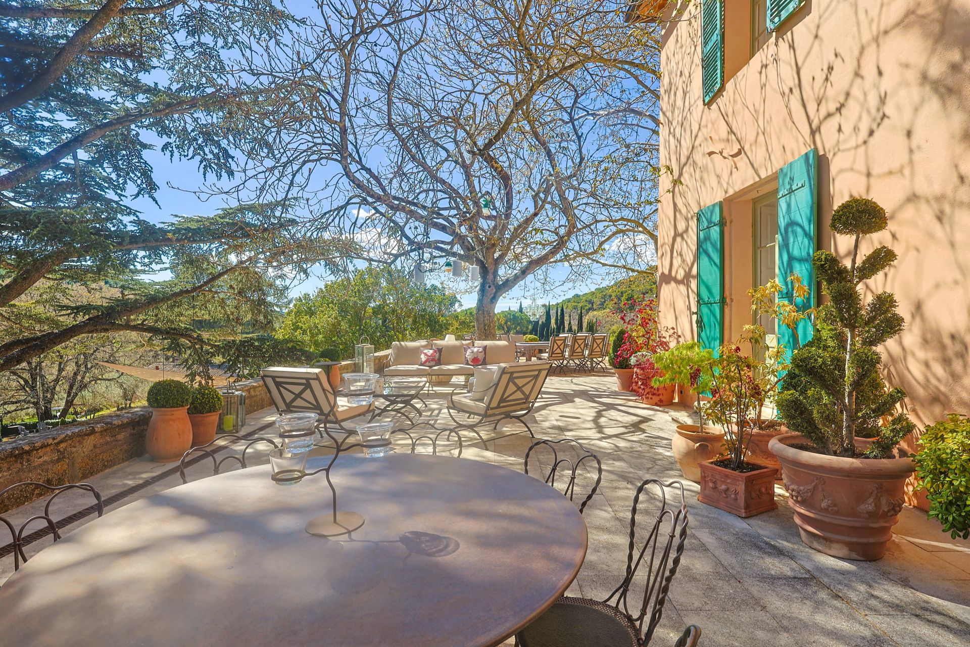 luxury house 10 Rooms for sale on AIX EN PROVENCE (13100)