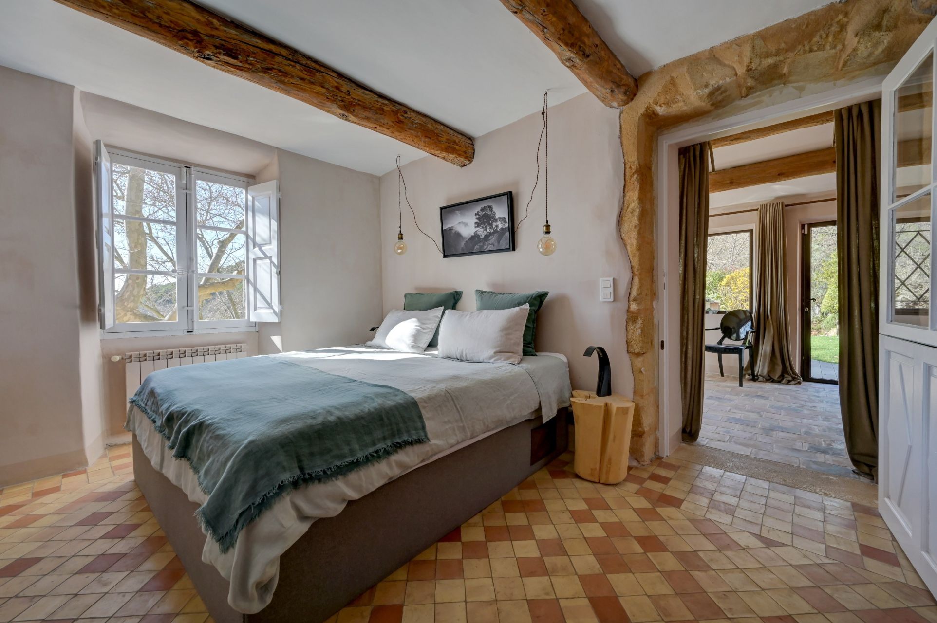 luxury house 10 Rooms for sale on AIX EN PROVENCE (13100)