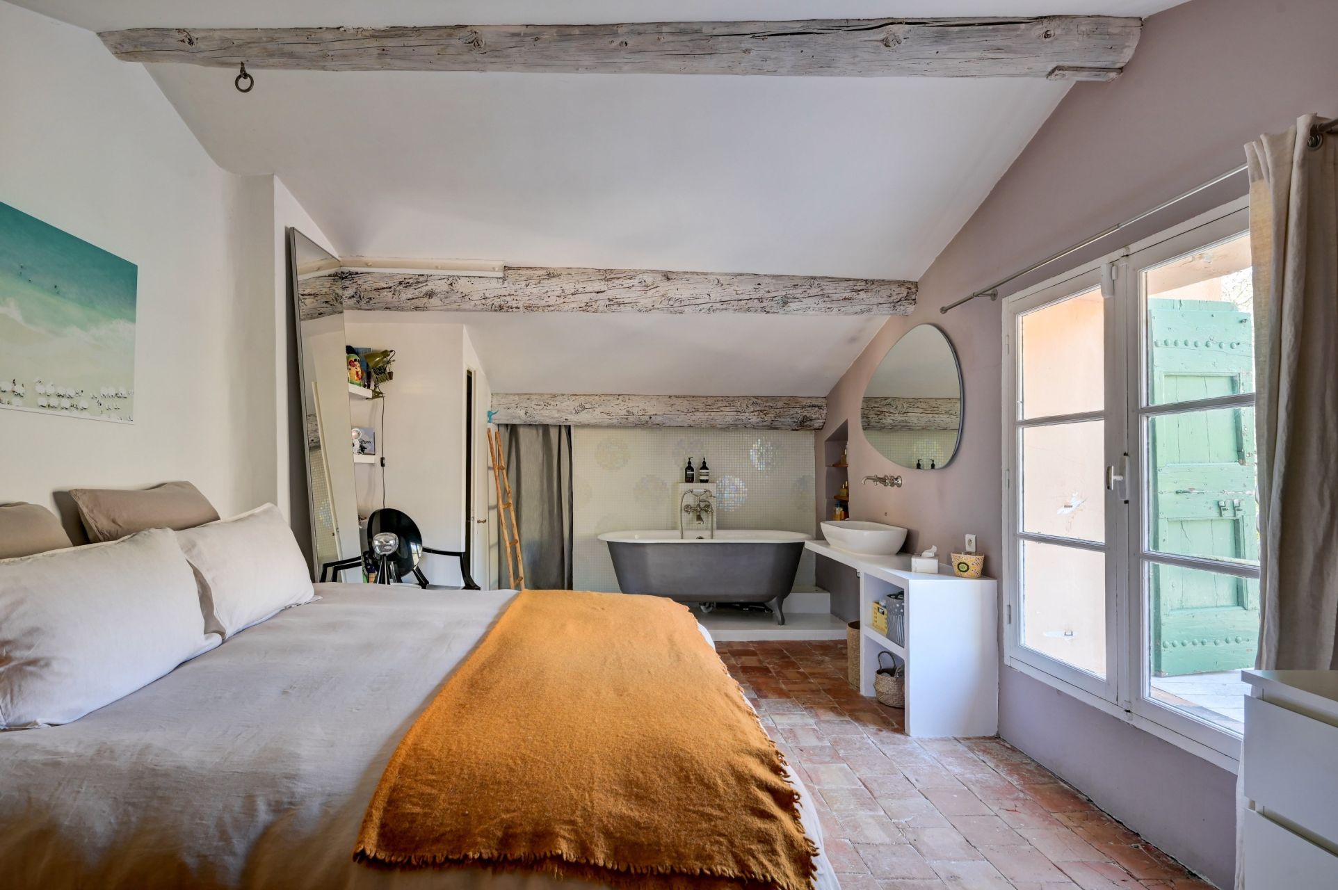 luxury house 10 Rooms for sale on AIX EN PROVENCE (13100)