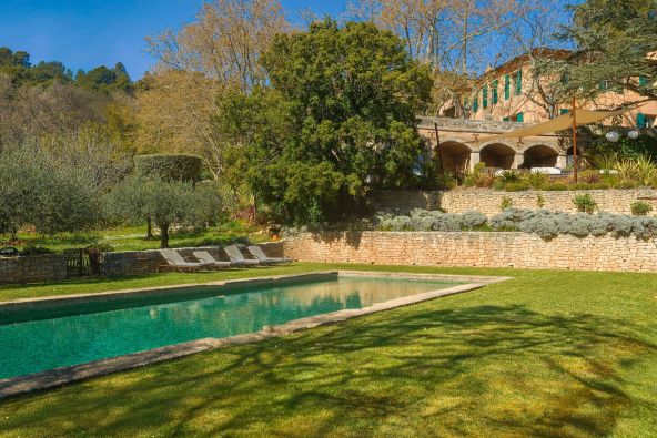 Sale Luxury house Aix-en-Provence 10&nbsp;Rooms 470&nbsp;m²
