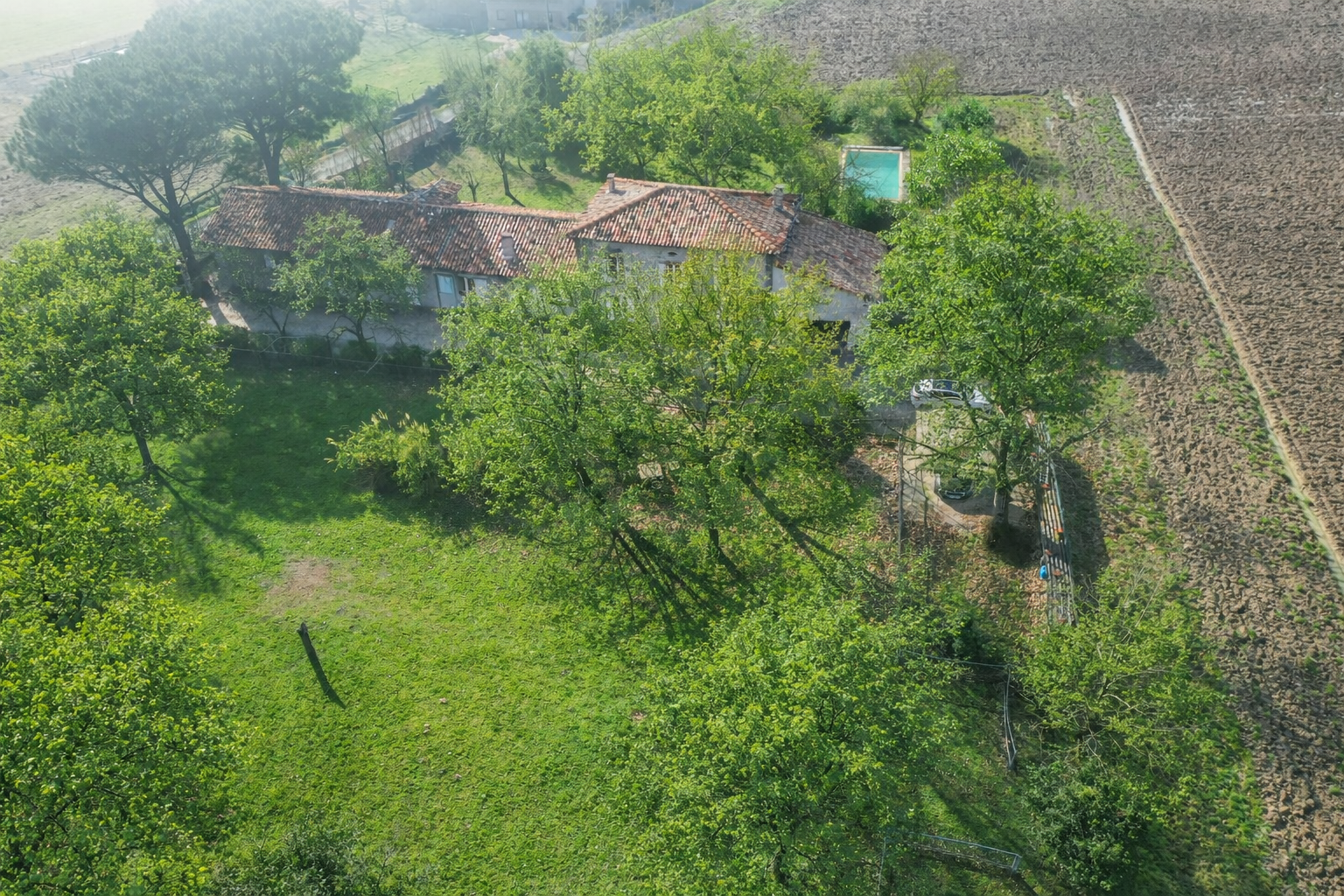 luxury house 6 Rooms for sale on LAVAUR (81500)