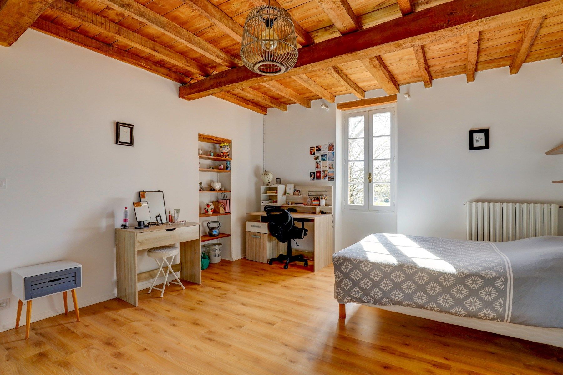 luxury house 6 Rooms for sale on LAVAUR (81500)