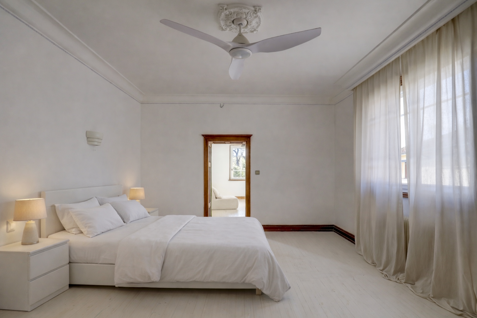 luxury house 20 Rooms for sale on GAILLAC (81600)
