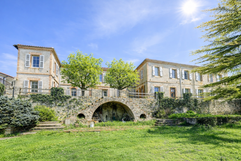 maison de luxe 20 Pièces en vente sur GAILLAC (81600)