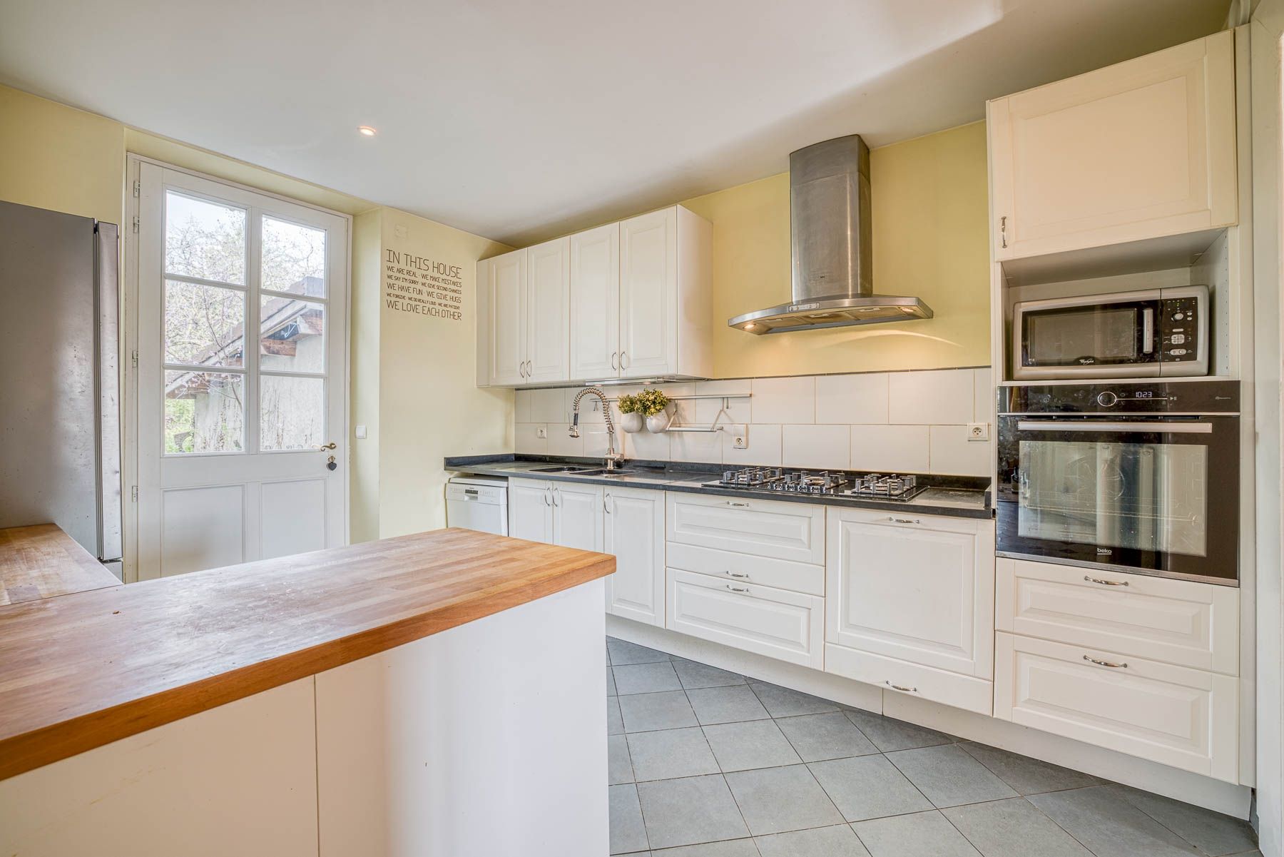 maison de luxe 8 Pièces en vente sur DIVONNE LES BAINS (01220)