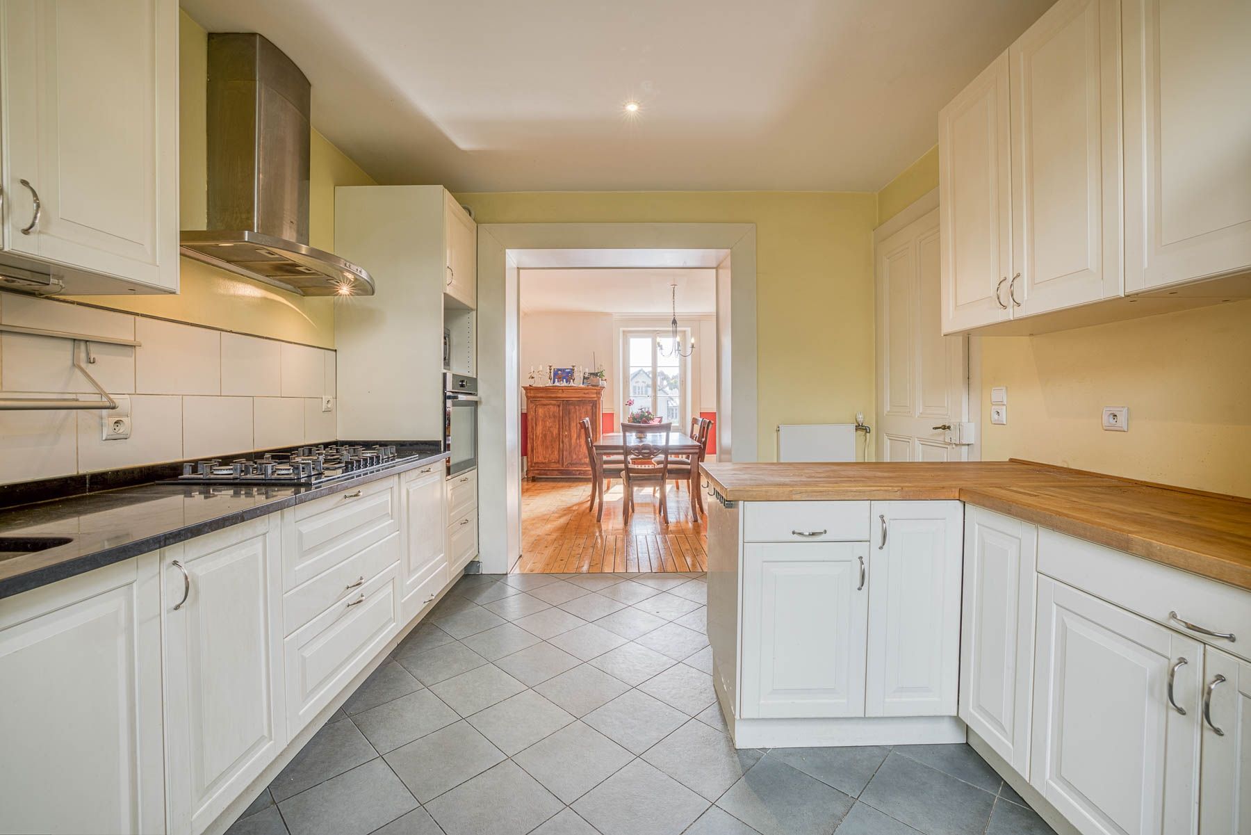 maison de luxe 8 Pièces en vente sur DIVONNE LES BAINS (01220)