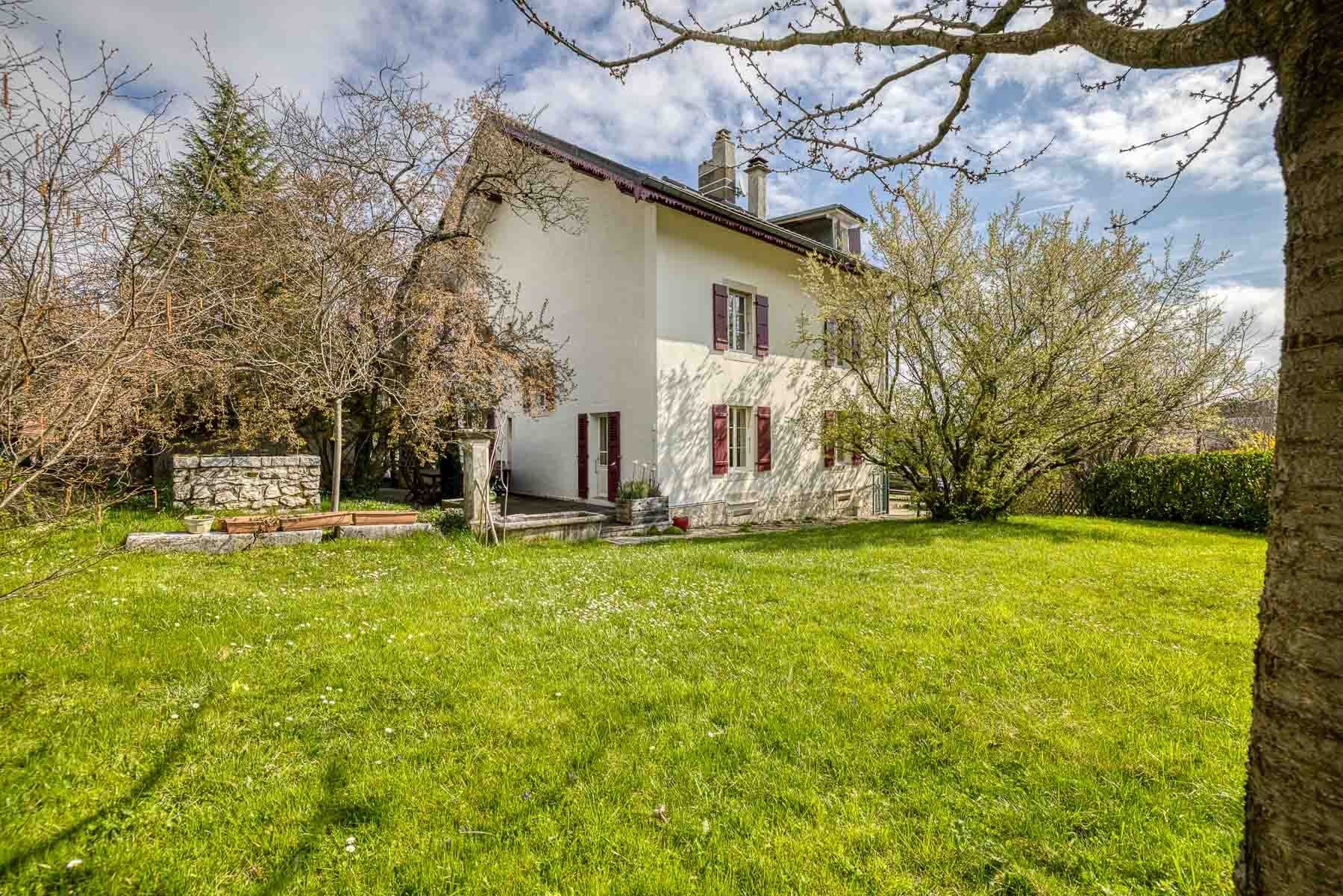 maison de luxe 8 Pièces en vente sur DIVONNE LES BAINS (01220)
