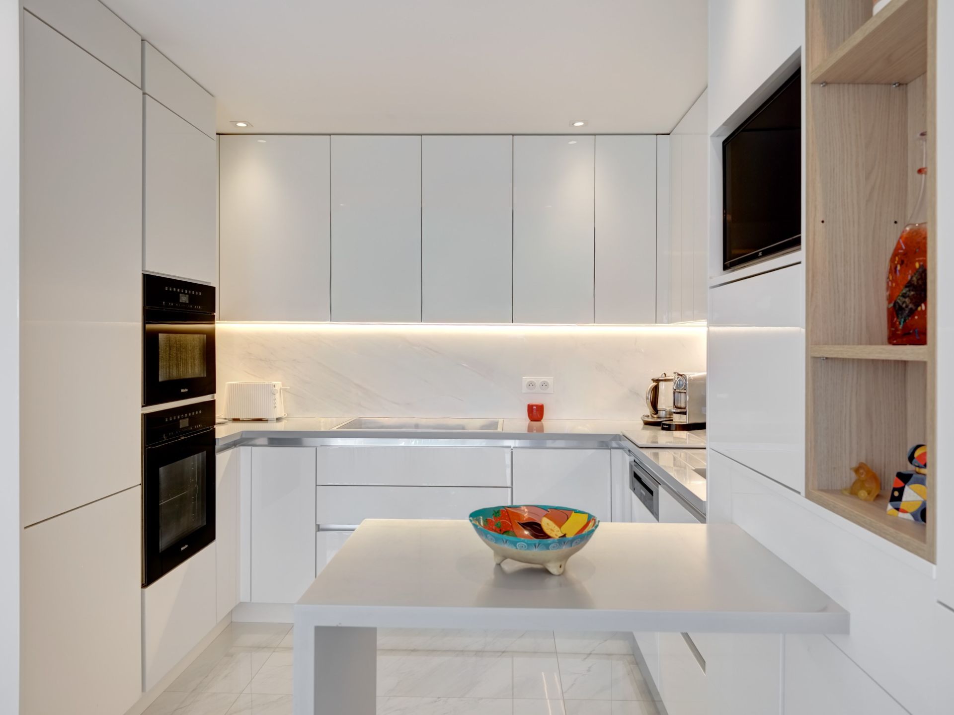 luxury apartment 3 Rooms for sale on LE CANNET (06110)