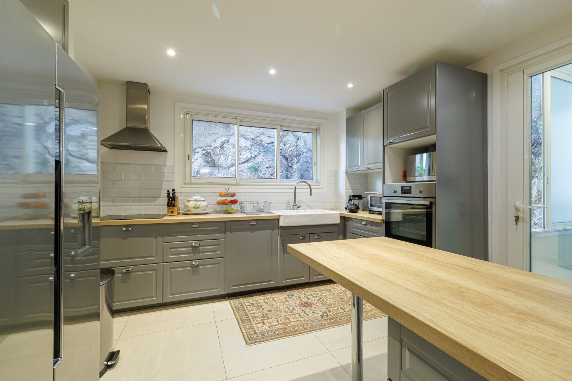 luxury apartment 2 Rooms for sale on VILLEFRANCHE SUR MER (06230)