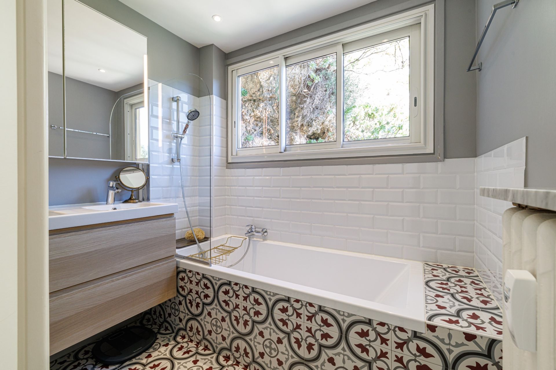 luxury apartment 2 Rooms for sale on VILLEFRANCHE SUR MER (06230)