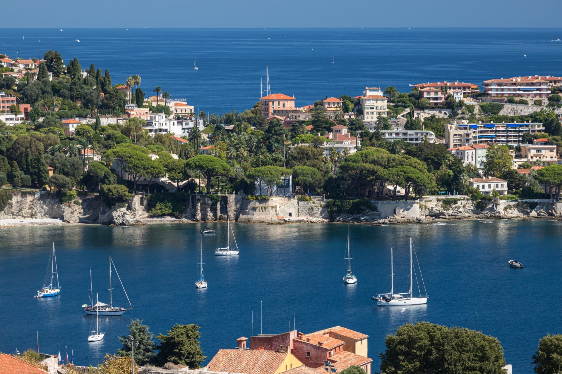 luxury apartment 2 Rooms for sale on VILLEFRANCHE SUR MER (06230)