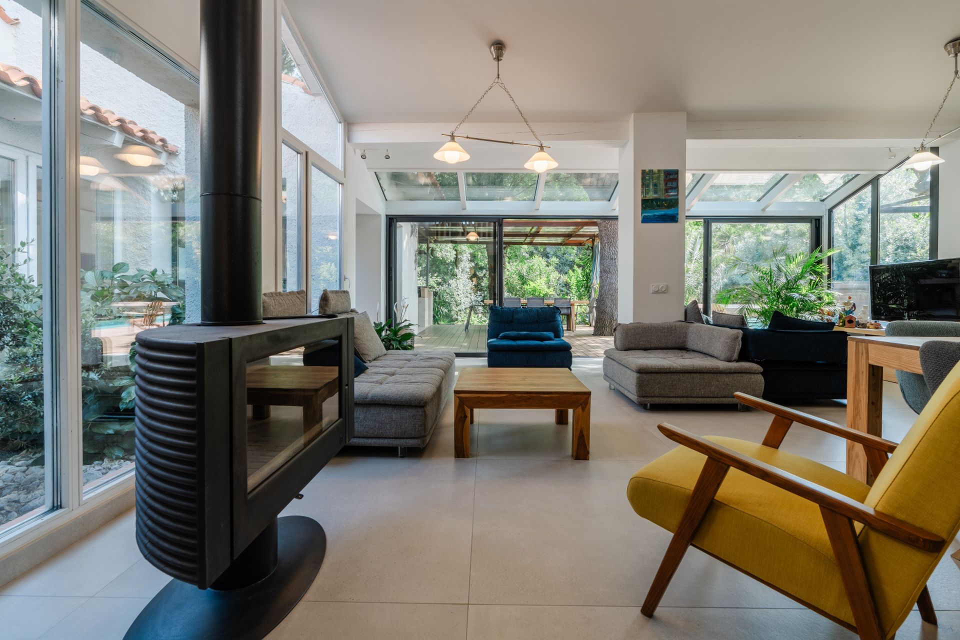 luxury house 8 Rooms for sale on ST ESTEVE (66240)