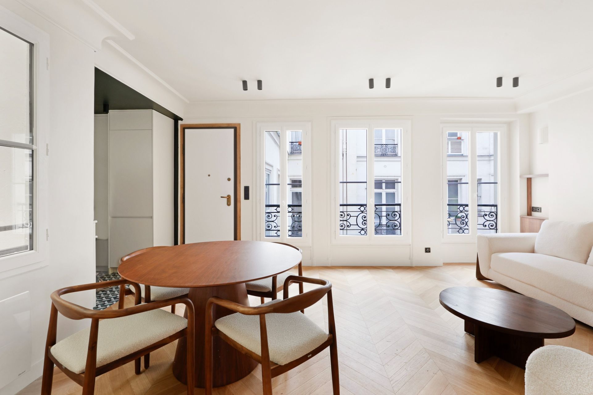 luxury apartment 3 Rooms for sale on PARIS (75001)