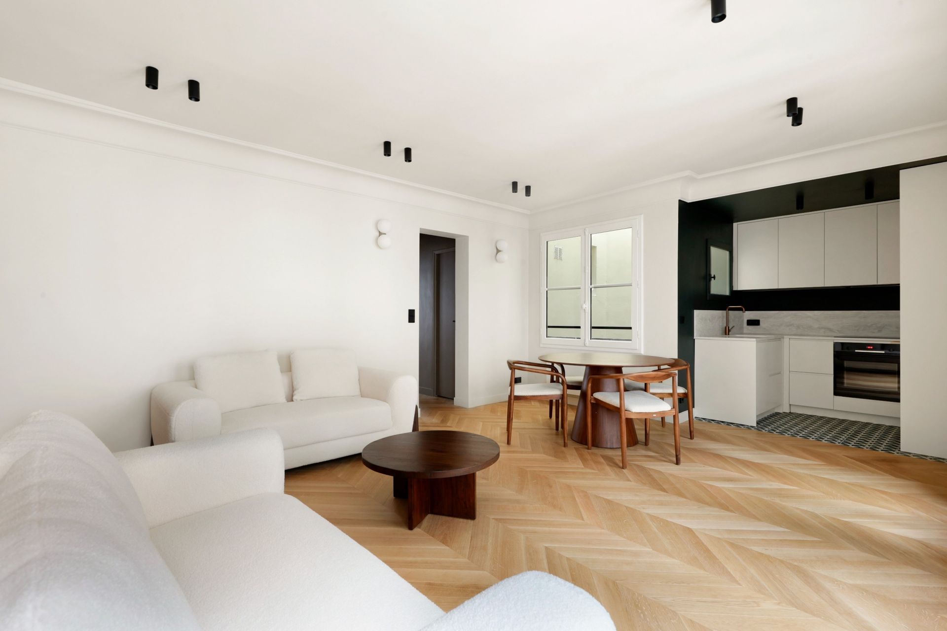 luxury apartment 3 Rooms for sale on PARIS (75001)