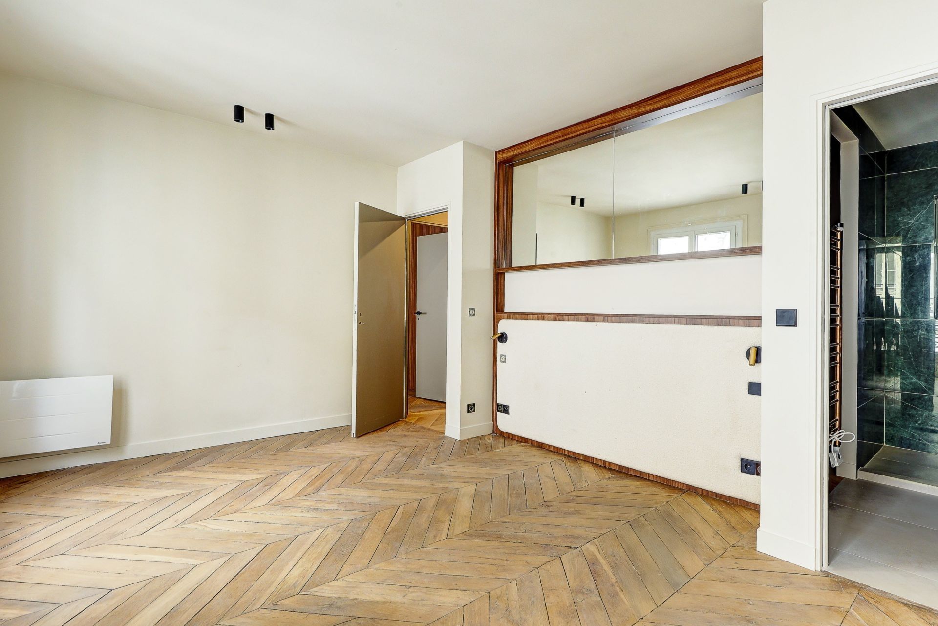luxury apartment 3 Rooms for sale on PARIS (75001)