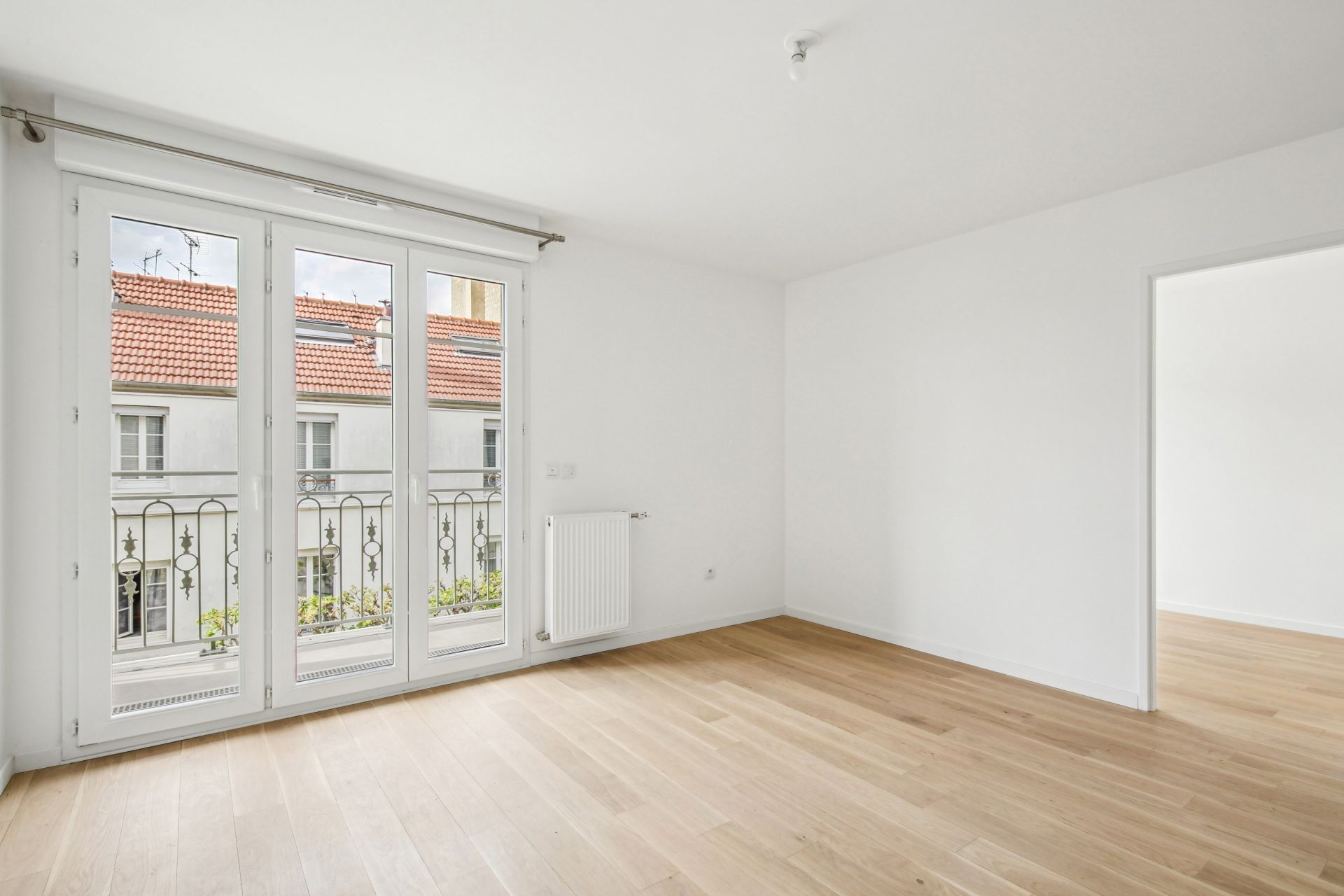 luxury apartment 2 Rooms for rent on LA GARENNE COLOMBES (92250)