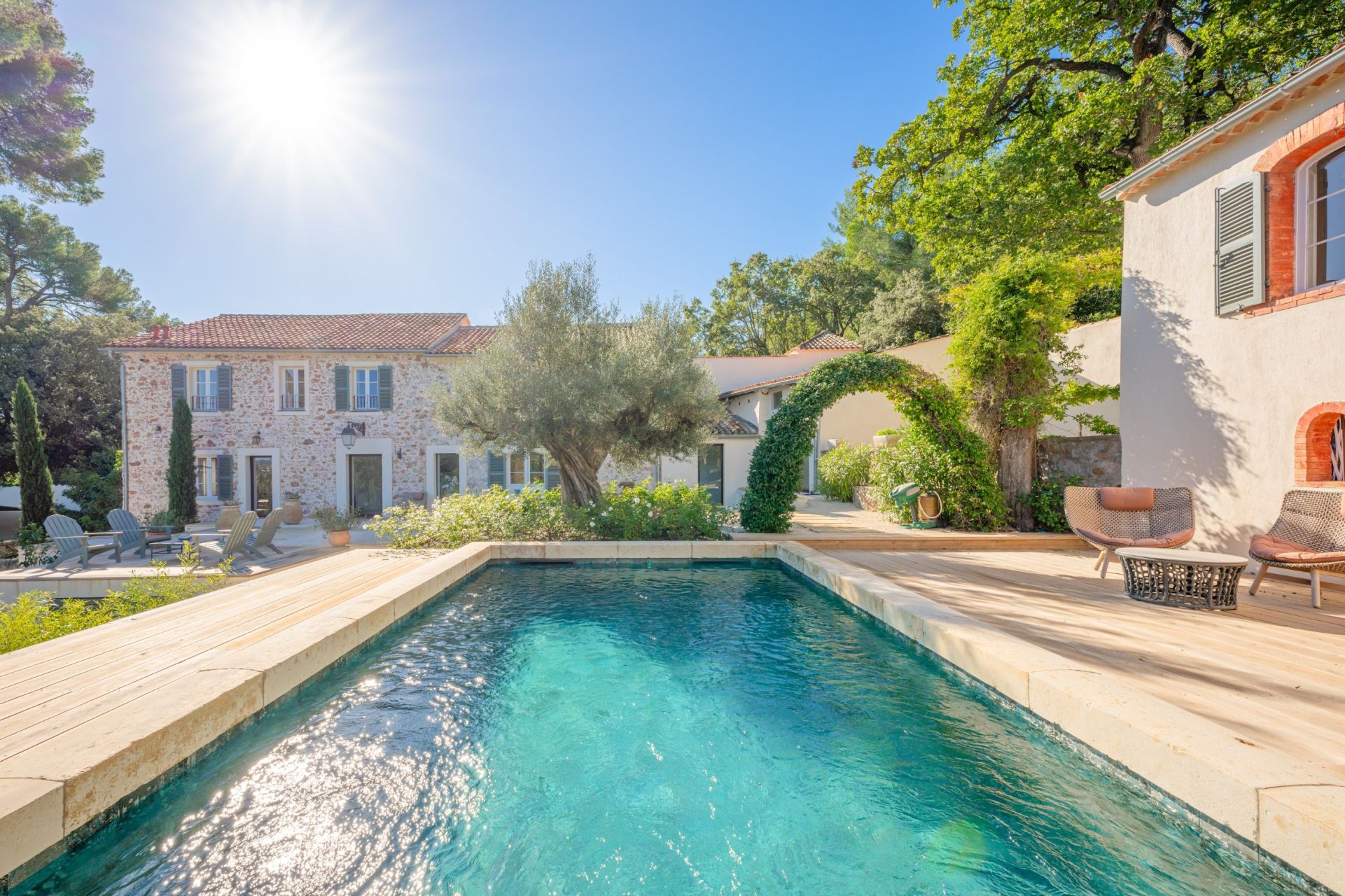 maison de luxe 10 Pièces en vente sur HYERES (83400)