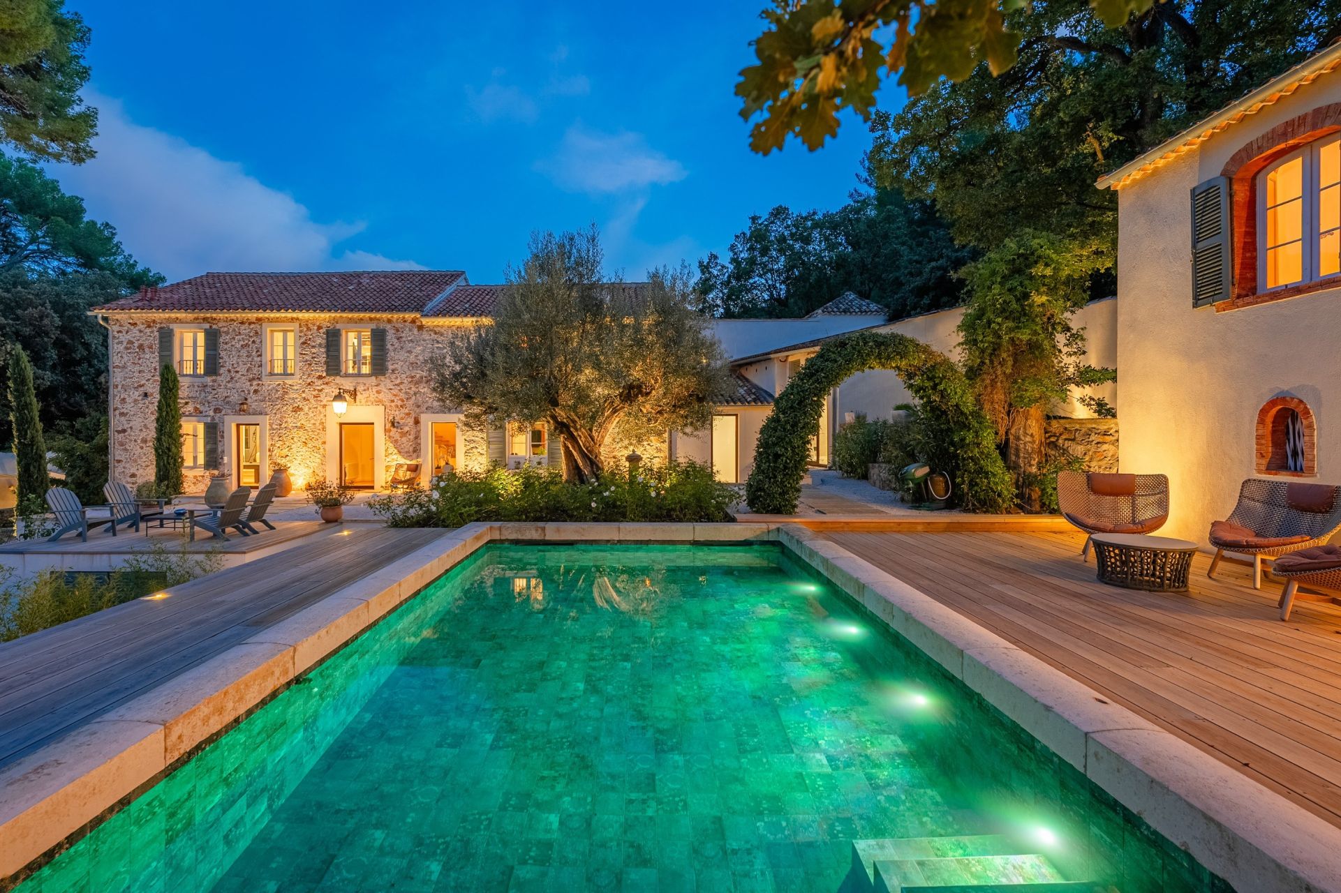 maison de luxe 10 Pièces en vente sur HYERES (83400)